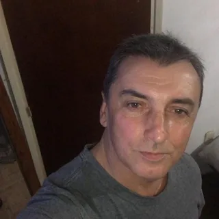 Alejandro R., prestador de jardinería en ArreglaTodo