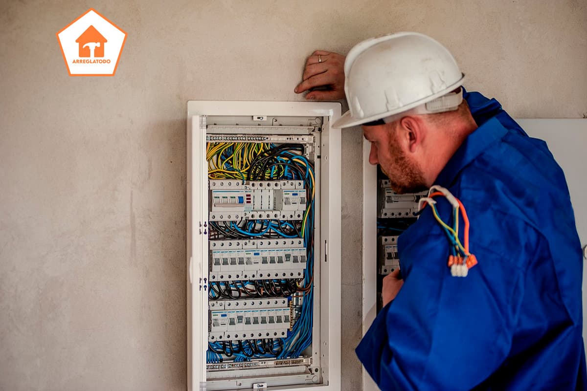Consejos y Ventajas para Garantizar la Seguridad Eléctrica en Casa